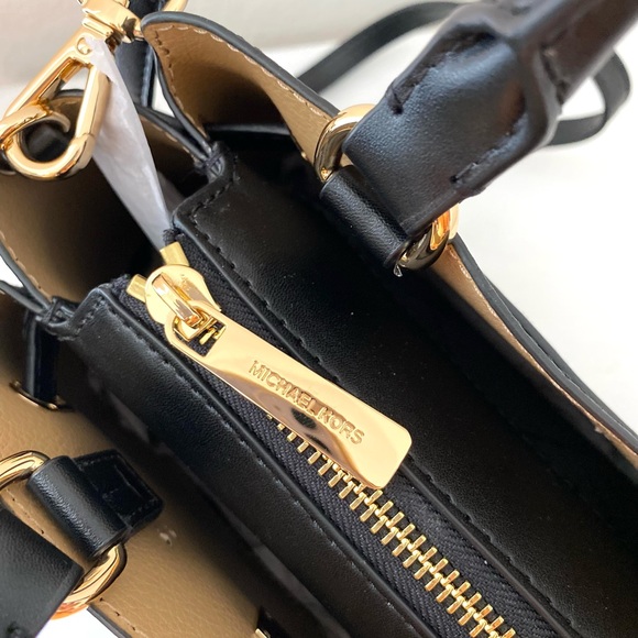 Michael Kors Reed SM Pebbled Leather Belted Satchel - Picture 4 of 11